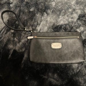 Michael Kors wristlet